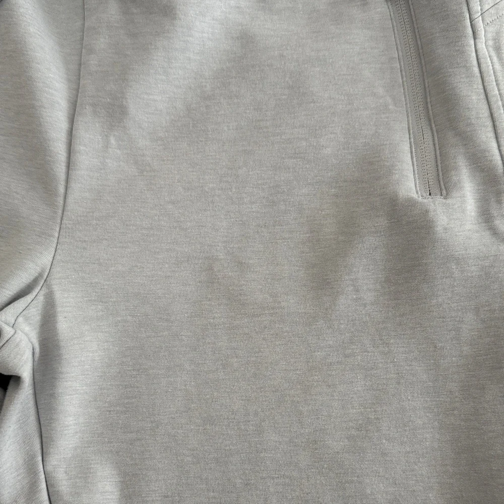 Old Navy Women’s High-Rise Joggers - Picture 5 of 9